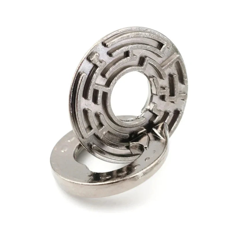 Rustic metal puzzle featuring two interlocked horseshoes and a central ring, crafted in durable steel with a vintage finish.